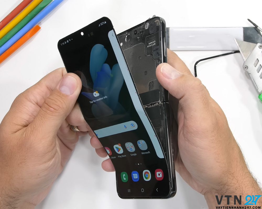 So sánh chi phí ép kính và thay màn hình Samsung